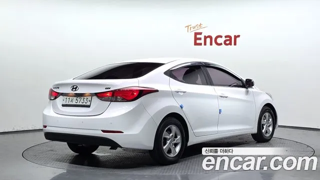 Hyundai Elantra 2015 thumb 2