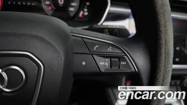 Audi Q3 2023 thumb 10