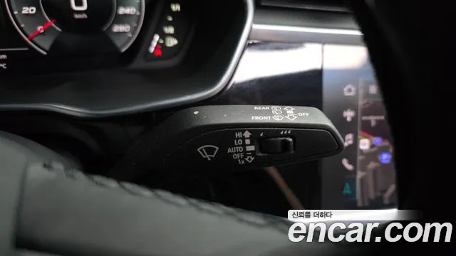 Audi Q3 2023 thumb 7
