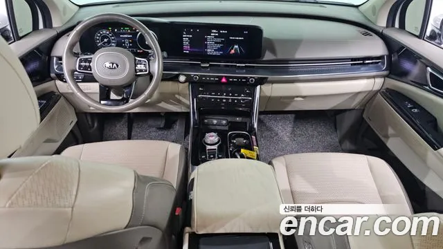 Kia Carnival 2021 thumb 9