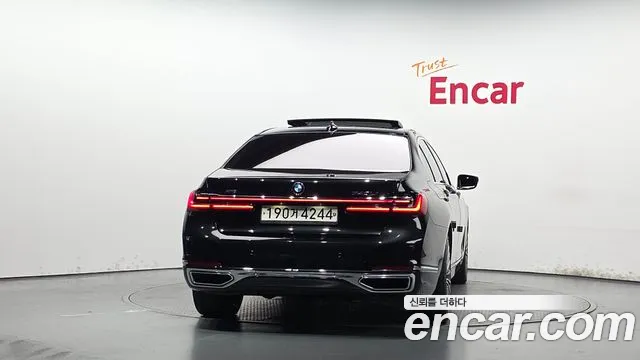 BMW 7 серии 2020 thumb 9