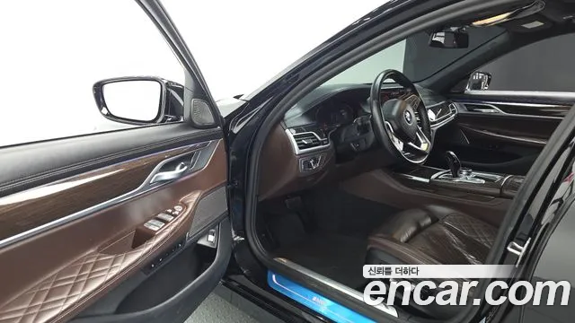 BMW 7 серии 2020 thumb 5