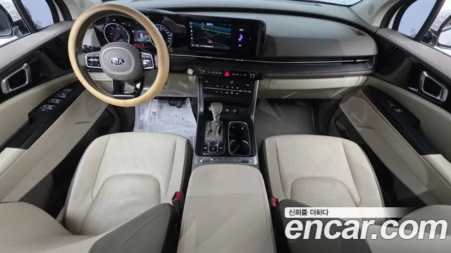 Kia Carnival 2021 thumb 11