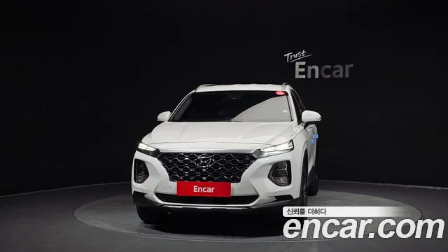 Hyundai Santa Fe 2019 thumb 4