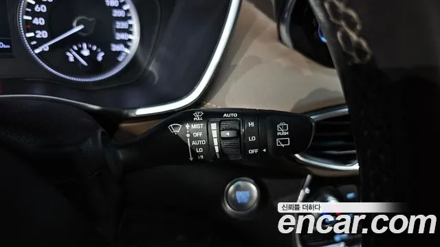 Hyundai Santa Fe 2019 thumb 11