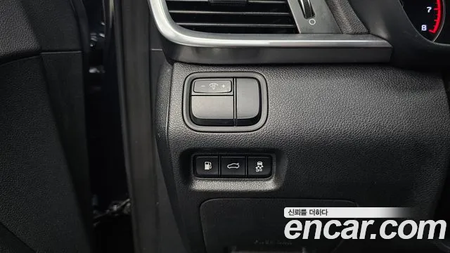 Kia K5 2019 thumb 6