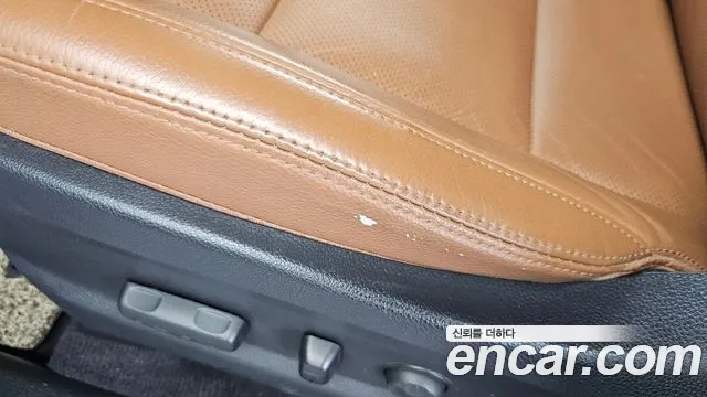 Hyundai Santafe 2015 thumb 3