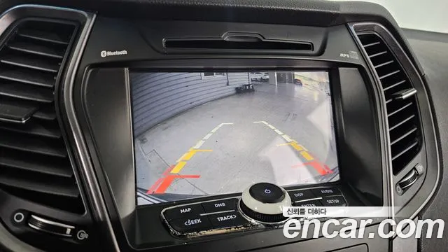 Hyundai DM 2014 thumb 10