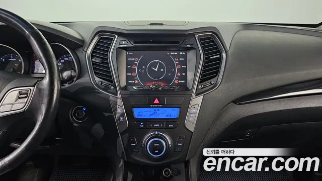 Hyundai Санта Фе 2013 thumb 8