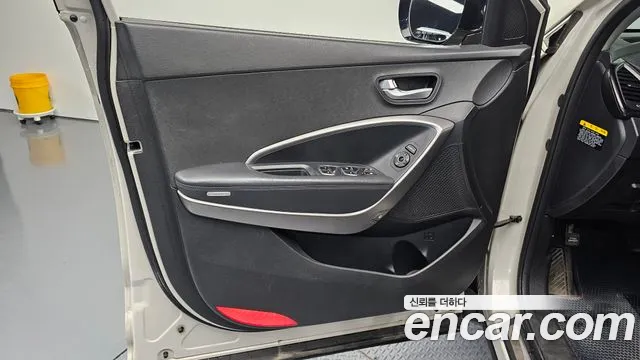Hyundai Санта Фе 2013 thumb 11