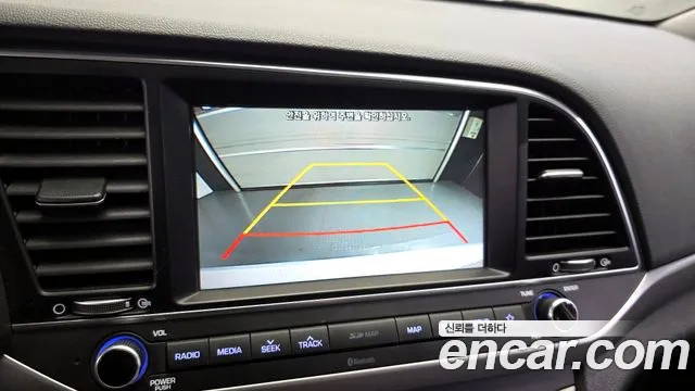Hyundai Avante 2017 thumb 7