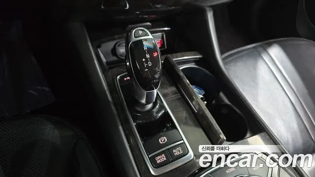 Kia K9 2016 thumb 11