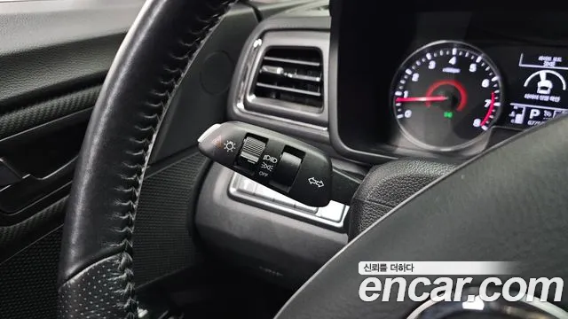 KGM Tivoli 2019 thumb 11