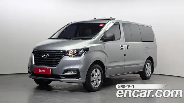Hyundai Staria 2018 thumb 10