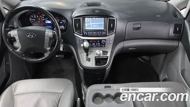 Hyundai Staria 2018 thumb 12