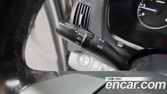 Hyundai Staria 2018 thumb 2