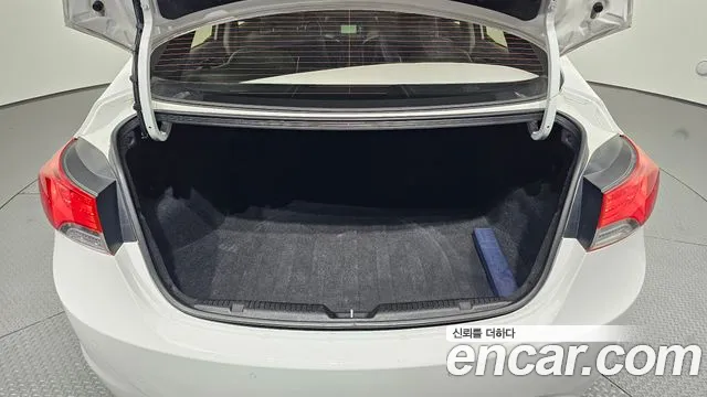 Hyundai Avante 2013 thumb 7