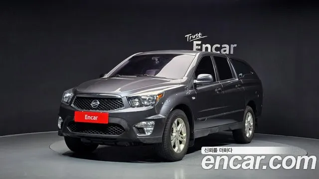 KGM Korando 2013 thumb 10