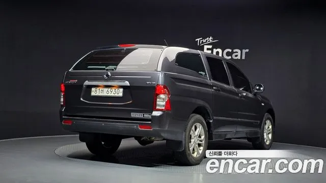 KGM Korando 2013 thumb 6