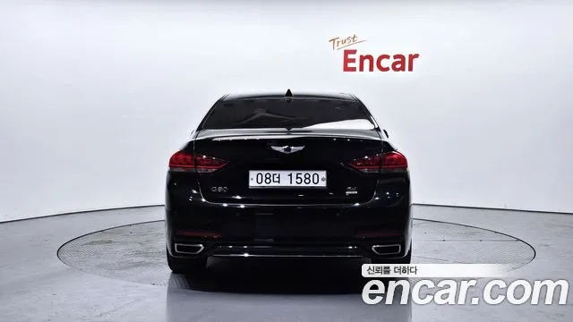 Genesis G80 2017 thumb 10