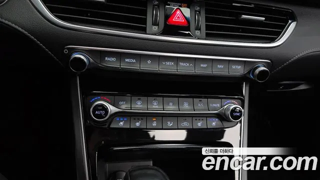 Hyundai Grandeur 2017 thumb 8