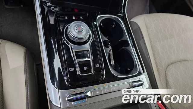 Kia Carnival 2022 thumb 10