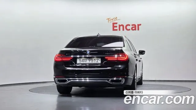 BMW 7 серии 2016 thumb 5