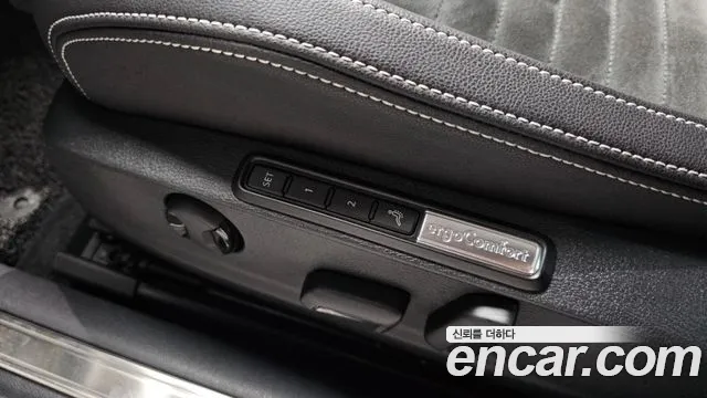 Volkswagen Passat GT 2021 thumb 7