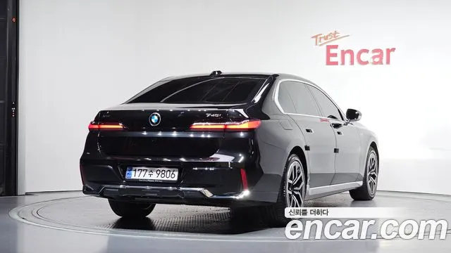 BMW 7 серии 2024 thumb 11
