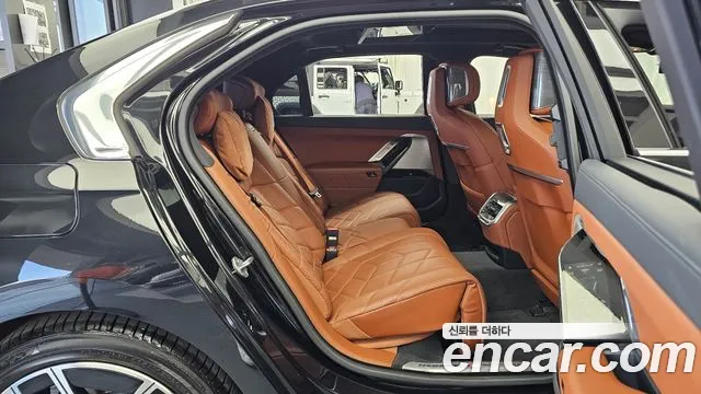 BMW 7 серии 2024 thumb 3