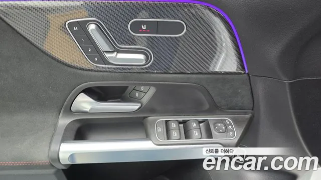 Mercedes-Benz GLB 2021 thumb 10
