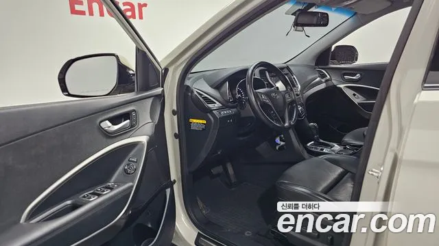 Hyundai Santafe 2016 thumb 2