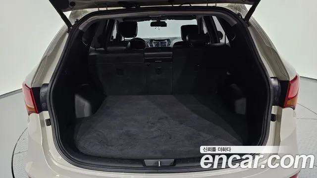 Hyundai Santafe 2016 thumb 7