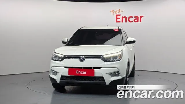 KGM Tivoli 2015 thumb 11