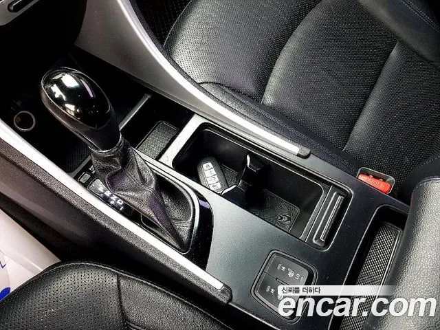 Hyundai Hybrid 2014 thumb 7