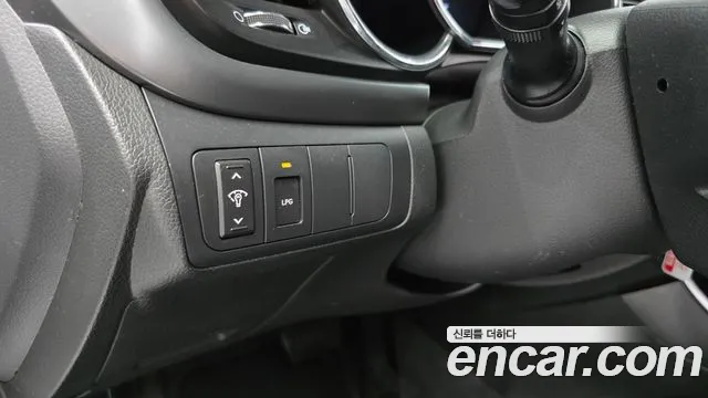 Kia K5 2010 thumb 5