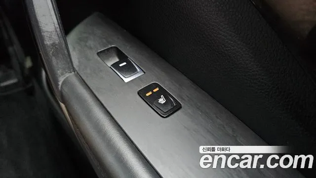 Hyundai Grandeur 2015 thumb 6