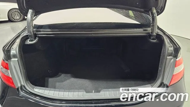Hyundai Grandeur 2015 thumb 12
