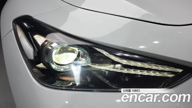 Genesis G70 2019 thumb 9