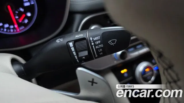 Genesis G70 2019 thumb 2