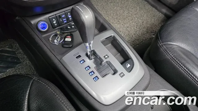Hyundai Санта Фе 2010 thumb 9