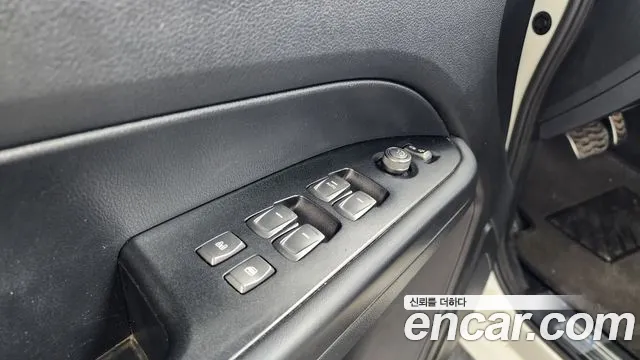KGM Rexton Sports Khan 2022 thumb 4