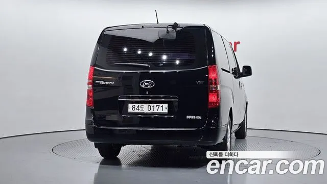 Hyundai Staria 2018 thumb 7