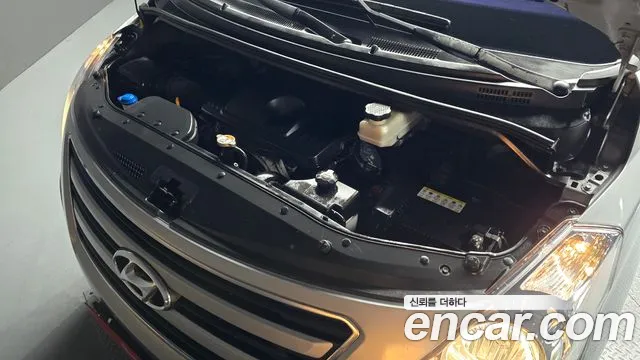 Hyundai Staria 2016 thumb 6