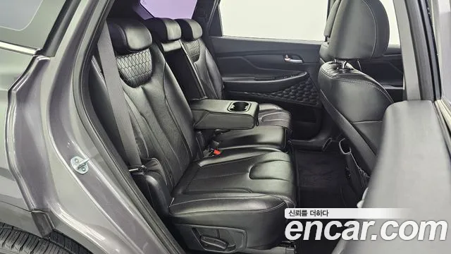 Hyundai Santa Fe 2018 thumb 7