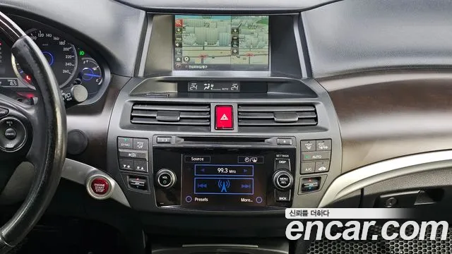 Honda Crosstour 2013 thumb 11
