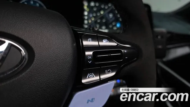 Hyundai Elantra 2023 thumb 6