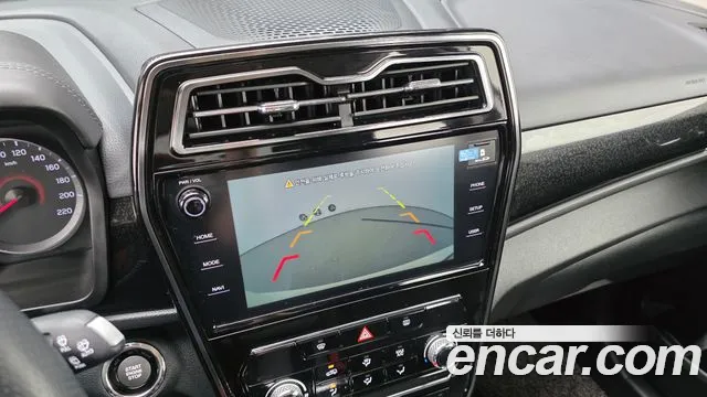 KGM Tivoli 2020 thumb 7