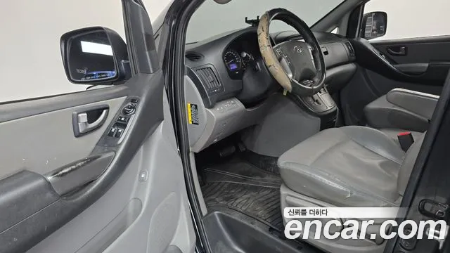 Hyundai Staria 2019 thumb 2