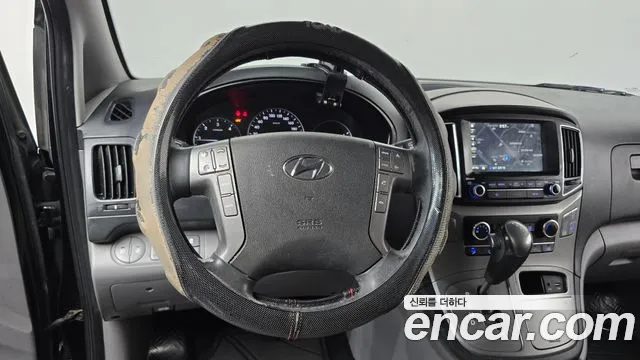 Hyundai Staria 2019 thumb 6